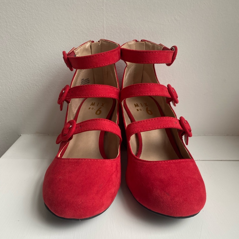 MIX no. 6 deima women’s sz 6 red block heel